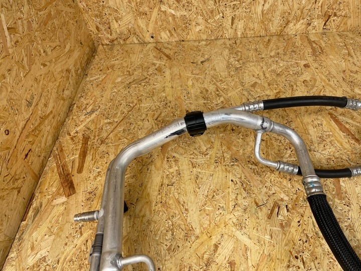 фото №10, Трубка шланг кондиціонера opel e-corsa f e-208 ii f78618 f71157 9843975180