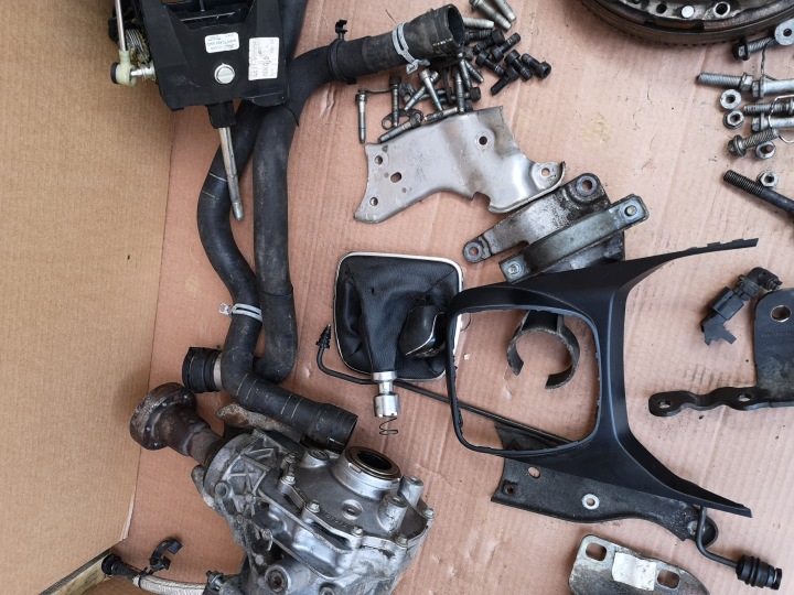 фото №13, Ford kuga mk2 13- прокладка коробки коробка передач na механічна коробка передач 2.0 tdci euro5 4x4