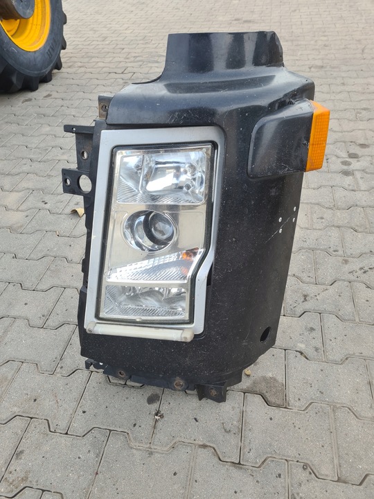 фото №1, Фара лампа панель кріплення фар лівий volvo fh fm 9 12 13