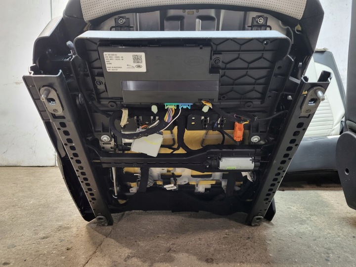 фото №9, Land rover discovery sport l550 fk72 сиденья сиденье диван средство кожа