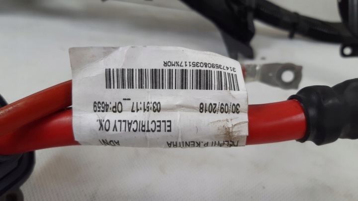 фото №7, Volvo v60 ii 2.0 d4 клемма трубка  акумулятора 31346724, 31346725