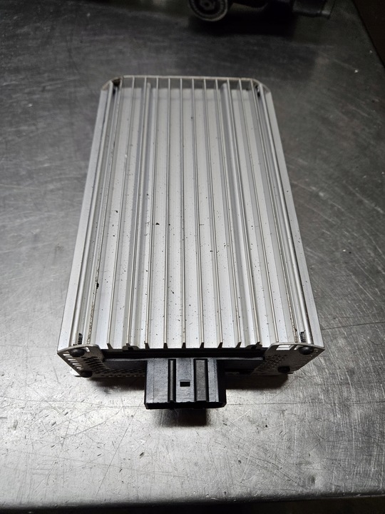 фото №1, Audi a8 d3 усилитель 4e0910223f