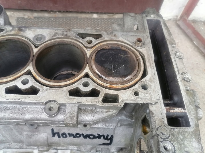 фото №1, Поршень двигателя opel vectra c signum zafira b c 2.2 z22yh