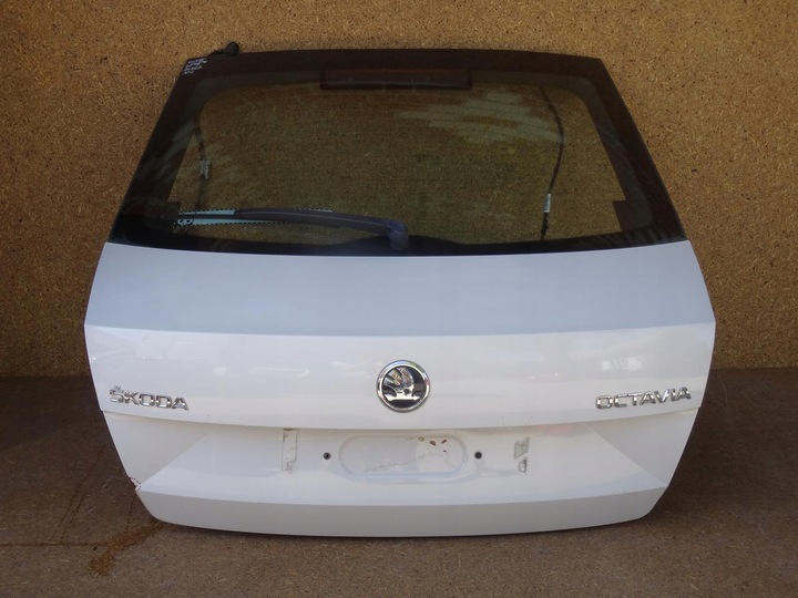 фото №1, Skoda octavia iii 13-17 hb хетчбек кришка скло зад задня оригінал lf9e