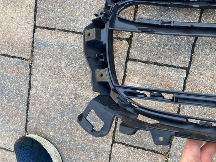 фото №10, Porsche panamera 971 кріплення ковзун бампера лівий оригінал.