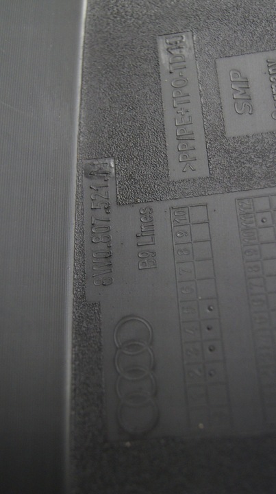 фото №13, Спойлер бампера зад audi a4 b9 8w0807521m