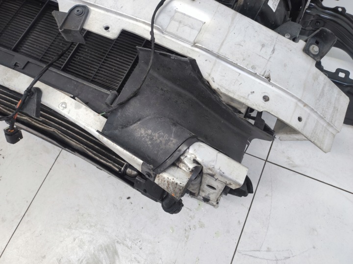 фото №12, Pas балка усилитель радиатор kpl bmw xm g09 4.4b v8
