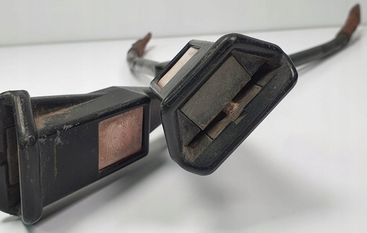 фото №4, Застёжки ремня безопасности mercedes w115 w114 пара