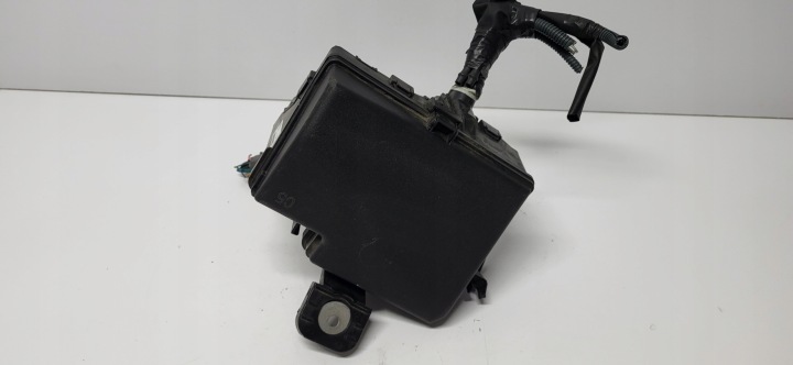 фото №11, Yaris iii 11-20 корпус коробка предохранителей kpl 1,5 гибрид 82662-52791
