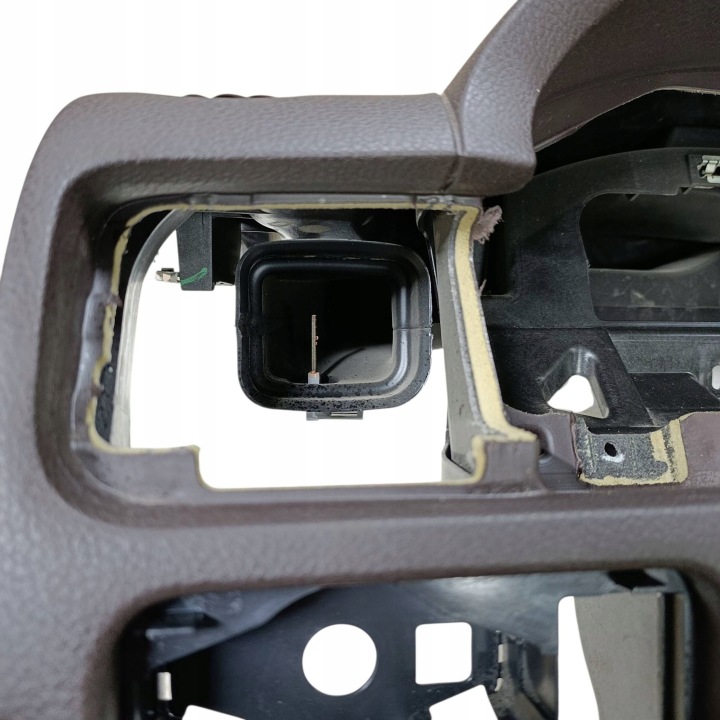 фото №11, Торпедо роздавальна перед volkswagen touareg ii 7p1857001g