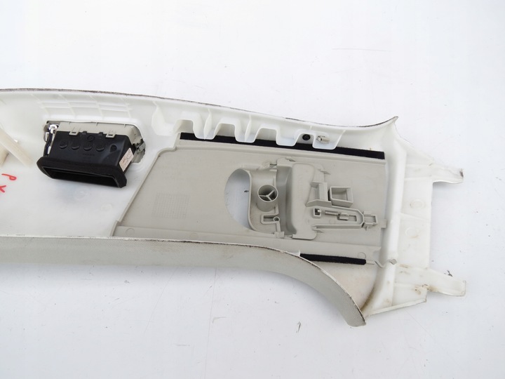 фото №11, Защита обивка стойка b правая средняя xc60 ii