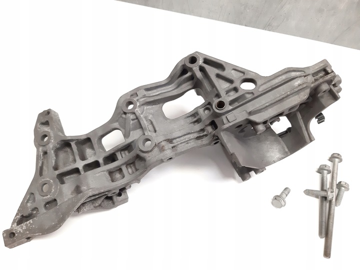 фото №6, Vw golf vii 1.6 tdi лапи генератора 04l903143b