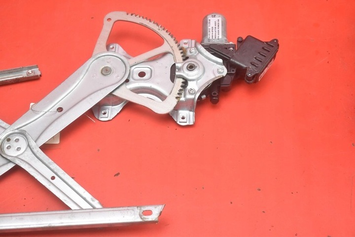 фото №9, Подъемник стекла правые перед eu 85710-0f030 toyota verso 09-13