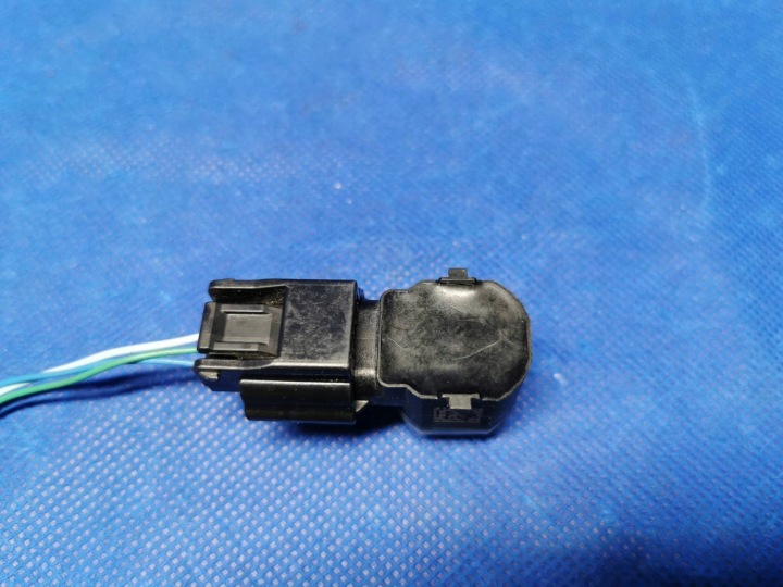 фото №7, Датчик парковка pdc штекер оригинал nissan leaf ii ze1 284383ws0a