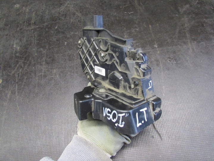 фото №8, Замок левый зад volvo v50 04-08r 30753668