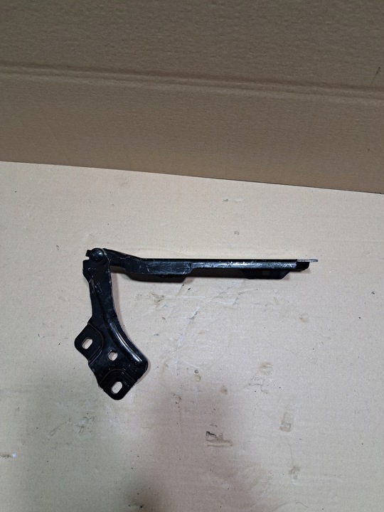 фото №1, Петля капота левый audi a1 82a 82a823301