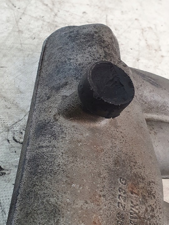 фото №11, Коллектор всасывающий оригинальный номер 06a133223g audi a3 8l 1.8b 125km 96r.