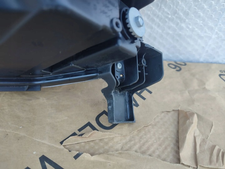 фото №13, Фара лампа правая renault zoe рестайлинг fl 2020 полный led 260102384r