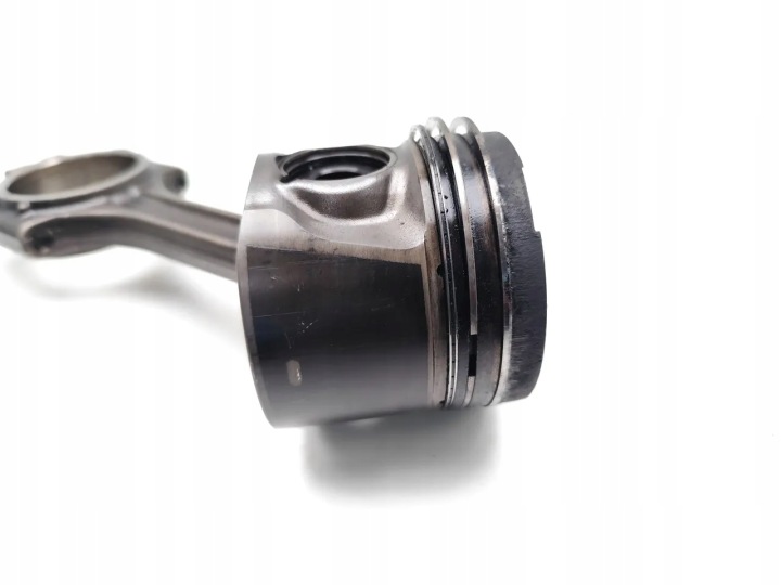 фото №7, Volvo c70 поршень з шатуном d5 дизель 132kw 180 hp d5244t8 2007 06-13