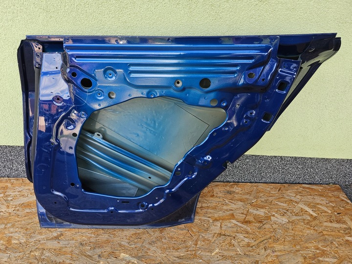 фото №8, Дверь tesla y зад задние правые красивый