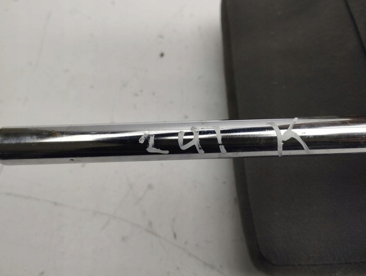 фото №5, Toyota prius xw30 2011 левая сторона подголовник сиденья заднего