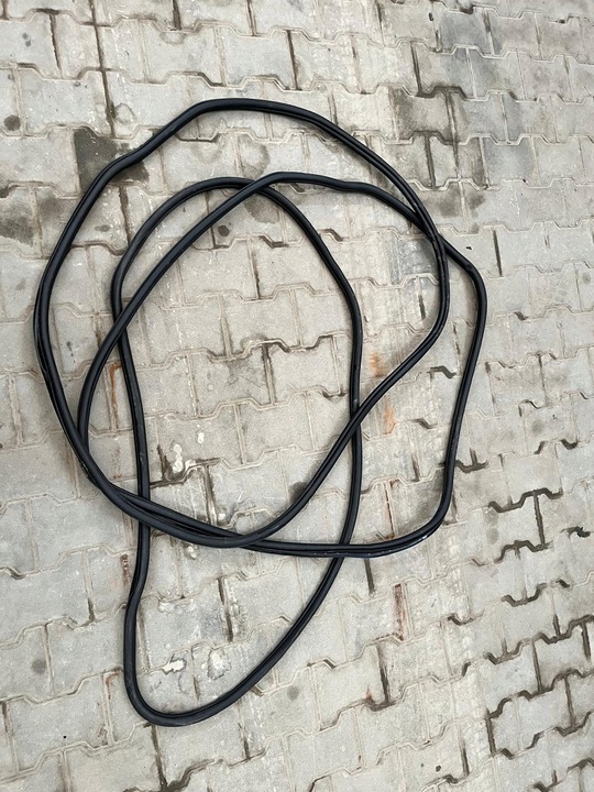 фото №1, Vw golf viii прокладка дверь левый правые перед зад