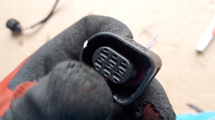 фото №8, A4 b9 8w штекер разъём 4h0973713g a5 8w q5