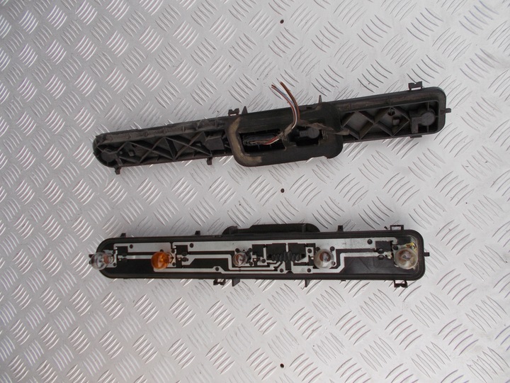 фото №1, Mercedes sprinter 906 вкладка лампи зад + штекер установки oem оригінал