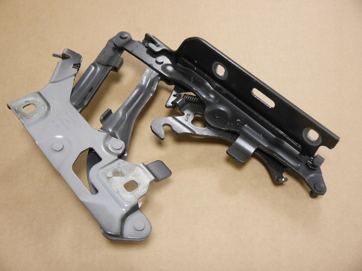 фото №1, Audi q5 80a петля капота левый 80a823301b