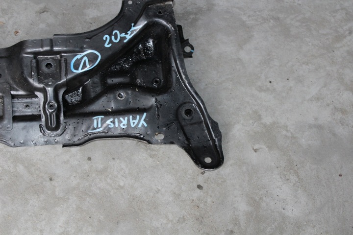 фото №12, Подвешивание подрамник тележка траверса колыбель yaris ii