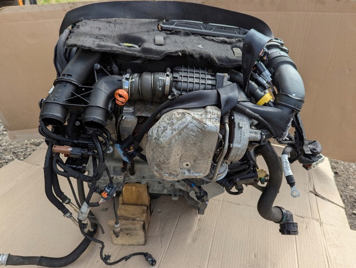 фото №8, Двигатель комплектный citroen c4 picasso 1.6 hdi ii 9h05