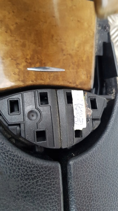 фото №11, Mercedes w211 туннель подлокотник кожаный кожа панель зад