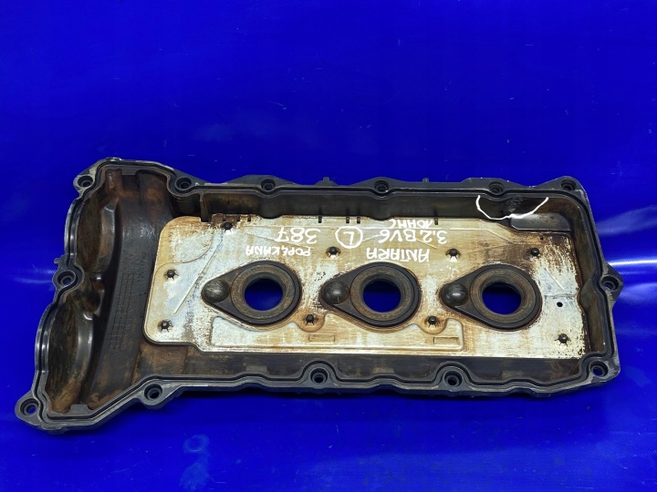 фото №8, Крышка клапанов opel antara chevrolet 3.2 v6 10hmc 12601742
