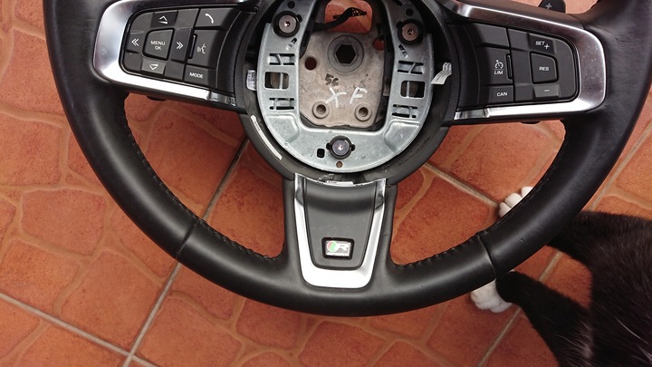 фото №5, Jaguar xf x260 r-sport пелюстки кермо шкіра