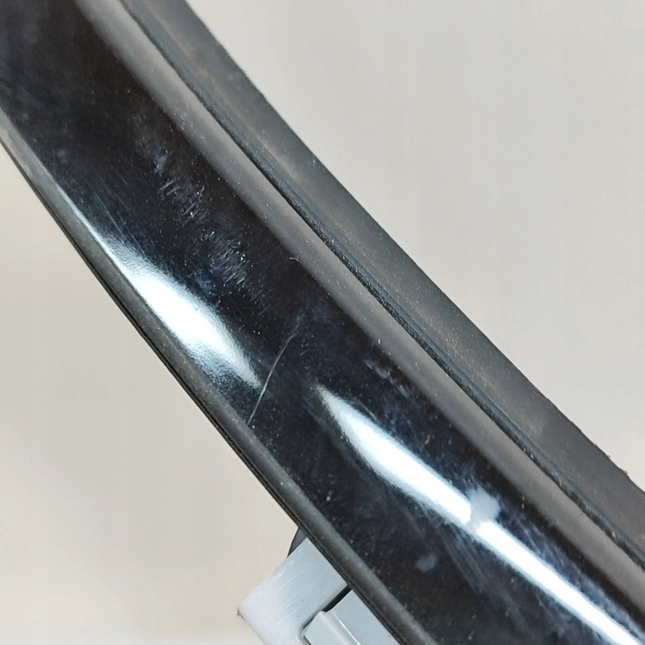 фото №6, Kia ev6 2021 права сторона планка / прокладка скла двері задніх