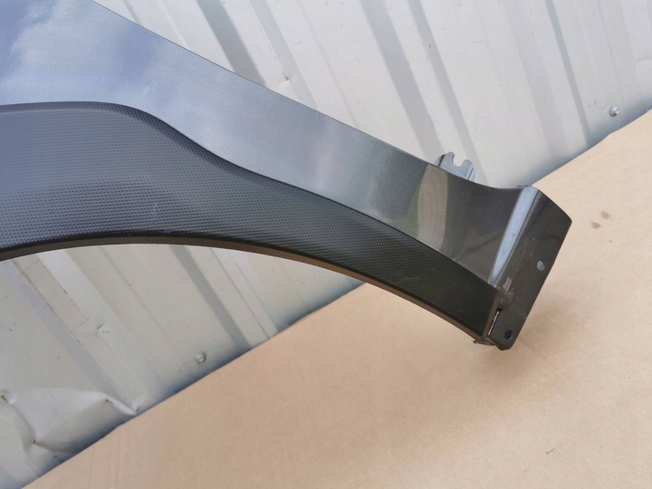 фото №12, Subaru xv ii crosstrek 18- крыло переднее левый перед b.ładny планка