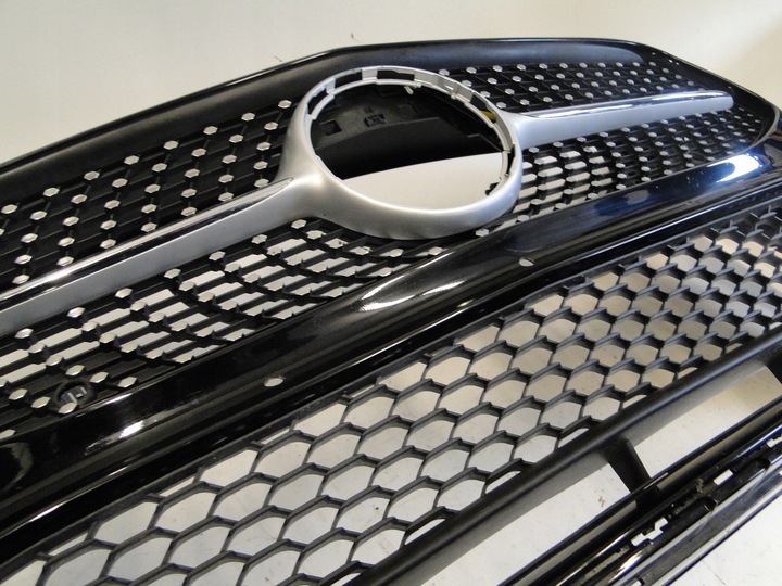 фото №10, Mercedes cla 118 w118 бампер переднє amg pts a1188853901 a1188808700