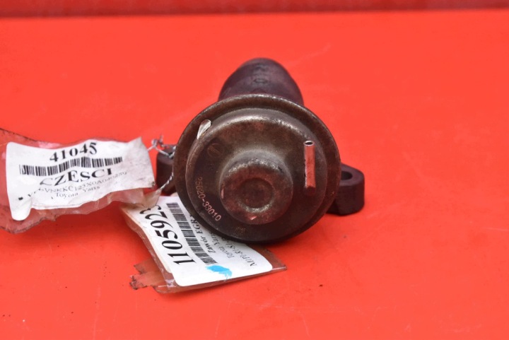 фото №6, Клапан egr 25620-33010 toyota yaris 1 i 1.4 d-4d 75 km рестайлинг 03-05
