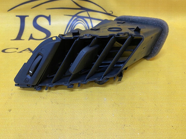 фото №1, Ліва середня решітка повітропровід ford fiesta mk7 рестайлінг