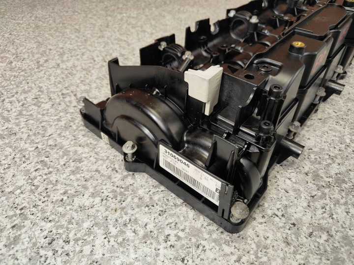 фото №8, Bmw e90 f30 f32 f10 f15 f01 2.5d 3.0d n57 - кришка клапанів головки 7823181