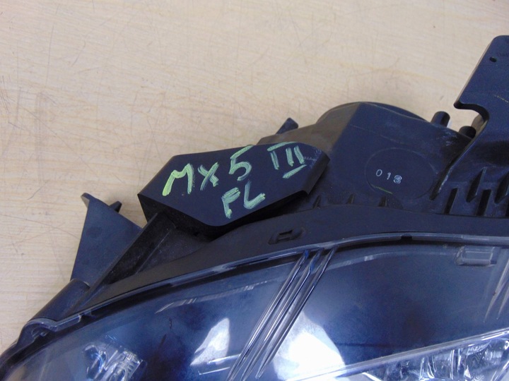 фото №16, Лампа левая mazda mx5 iii рестайлинг 09- оригинал европа
