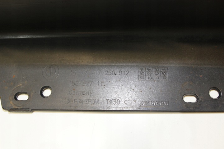 фото №11, Bmw f30 f31 планка накладка пороговая правая a89 синий