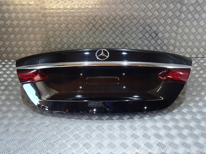 фото №8, Mercedes e-klasa w213 рестайлинг идеальная крышка зад sedan 197