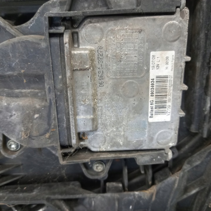 фото №7, Права фара передня рестайлінг renault laguna 2 8200555906