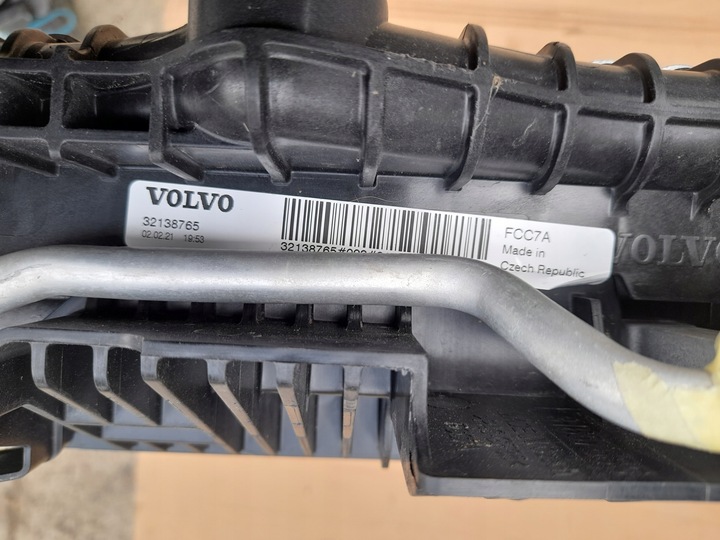 фото №9, Радіаторів води volvo xc90