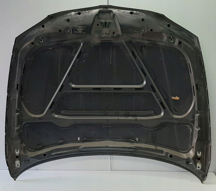 фото №8, Капот крышка двигателя bmw 1 e87 e81 2 rodzaje