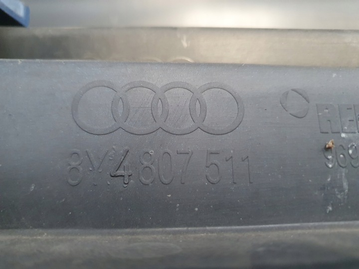 фото №10, Audi a3 8y 2018-2023 5d hb задній бампер 8y4807511