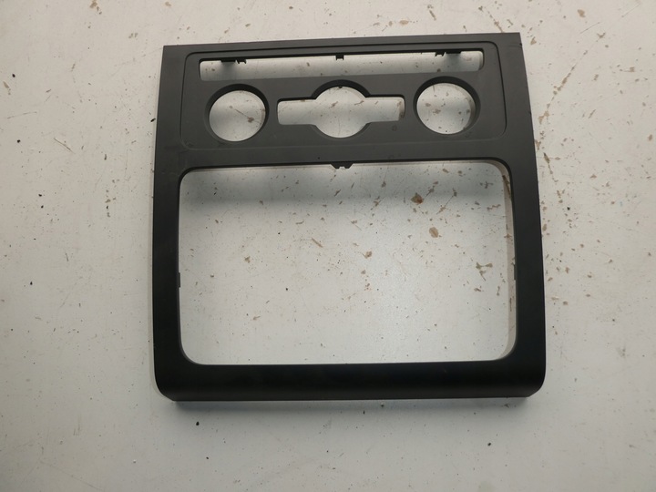 фото №1, Vw touran i захист рамка консолі 1t0858071s