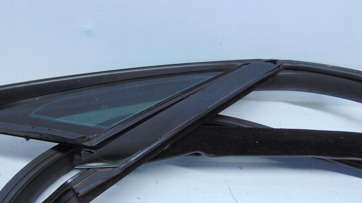 фото №3, | mercedes w207 прокладка дверь правая + стекло