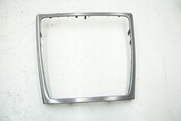 фото №1, Volvo v70 ii рамка защита радио 30672110